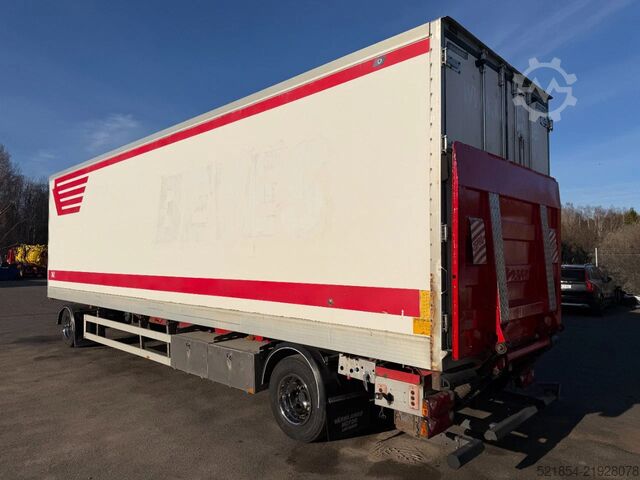 Refrigerated/frozen transport Närko REF-trailer with Thermoking, 2008