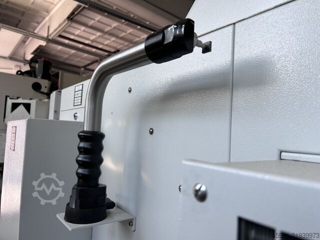 CNC lathe Spinner TC600-65MC