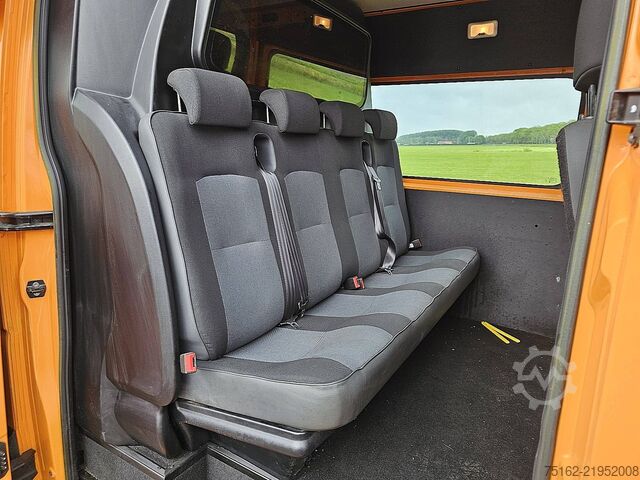 High-roof van RENAULT MASTER 2.3 Dubbellucht !