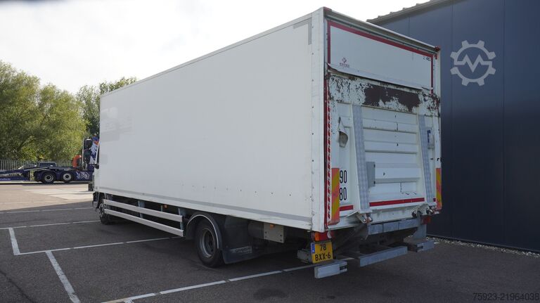 Suitcase DAF LF 210 CLOSED BOX 482.000KM