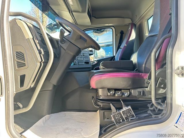 Roll-off tipper truck VOLVO FM420 6x4 Abroller Meiller RS21.65 AHK Lift