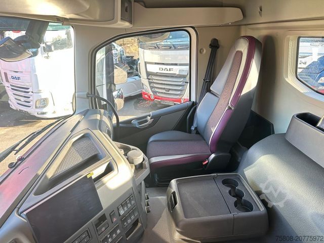 Roll-off tipper truck VOLVO FM420 6x4 Abroller Meiller RS21.65 AHK Lift