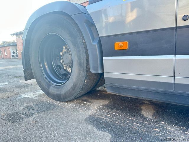 Standard tractor unit VOLVO FH460 Globetrotter XL I Park ACC 2 Tanks Leder