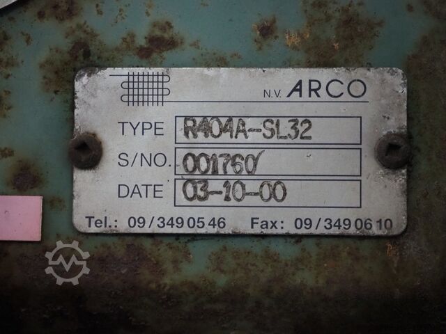 Multi-compressor refrigeration unit Arco R404A-SL32