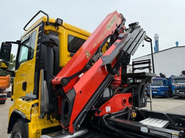 Roll-off tipper truck MAN TGS 26.440 6x4 Abrollkip Kran Palfinger 12002 EH