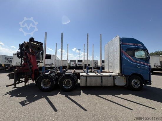 Logging truck VOLVO FH 16 750 6X4R HOLZTRANSPORTER MIT PENZ 12Z KRAN, RETARDER
