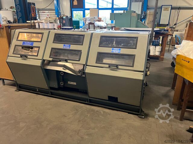 Buchheftmaschinen automatisch Meccanotecnica Astronic