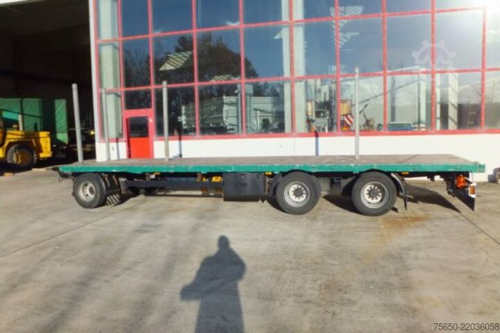 Open trailer  3 Achs  3 Achs Jumbo- Pritschenanhänger mit Steckrungen