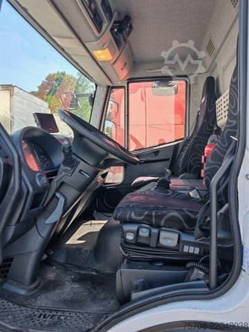 Refrigerated truck IVECO 120 E 22 Carrier Supra 1250 LBW