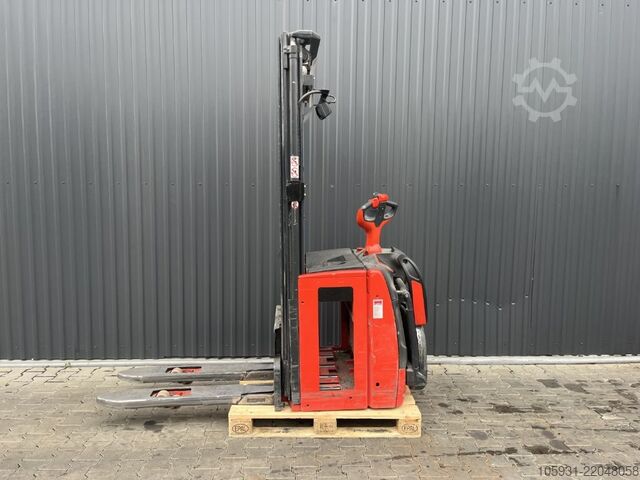 Stand-on stacker Linde L16AP
