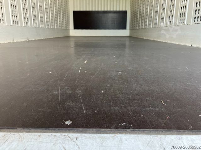 Swap body trailer KRONE Wechselbrücke Koffer