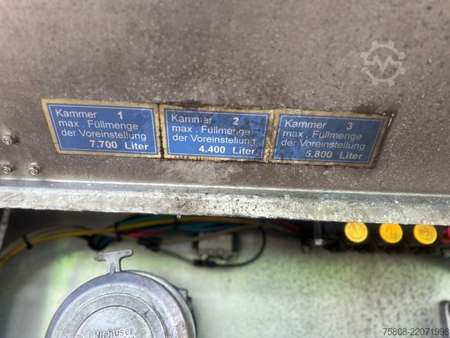 Tanker truck MAN TGS 26.440 Willig Diesel/Heizöl Oben/unten Lenk