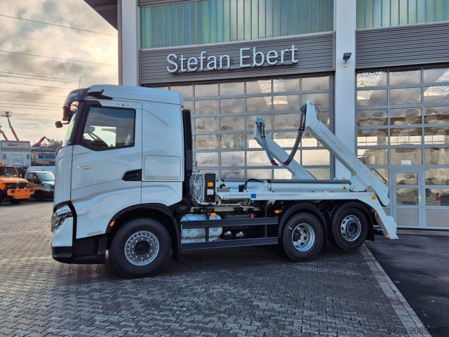 Skip truck IVECO AS280X58Y/ PS ON Meiller AK 16. T Funk AHK Cam