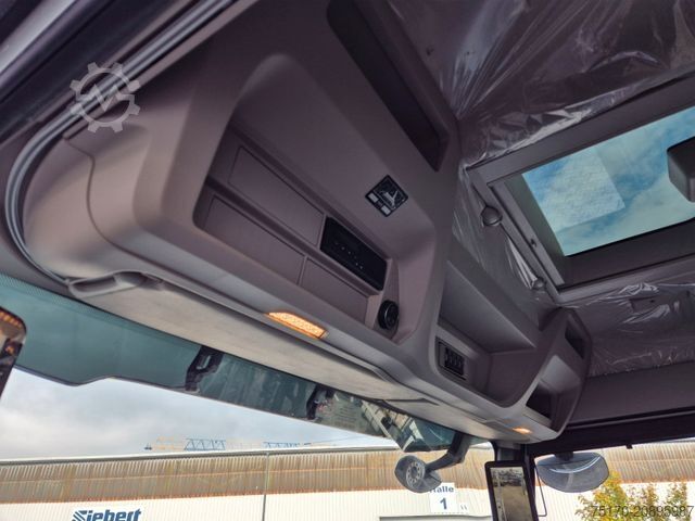 Skip truck IVECO AS280X58Y/ PS ON Meiller AK 16. T Funk AHK Cam