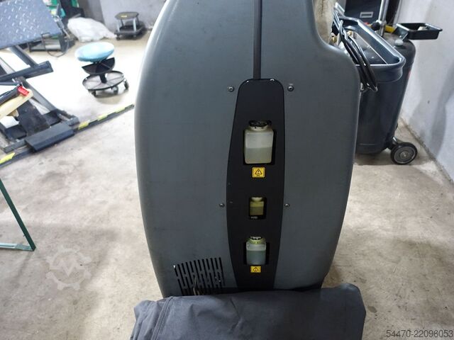Air conditioning service units ROBINAR AC690PRO
