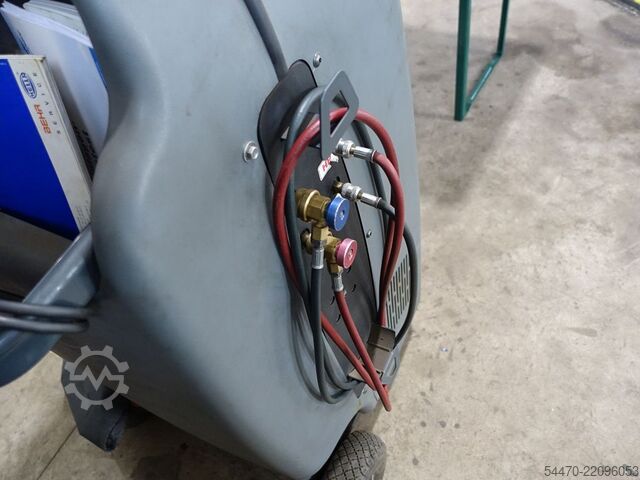 Air conditioning service units ROBINAR AC690PRO