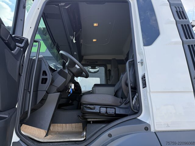 Tipper truck MAN 41.520 TGS Kipper 8x4 NEU 40Ton
