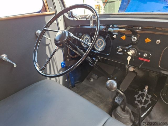 Minibus Opel Blitz