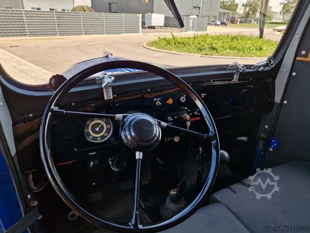 Minibus Opel Blitz
