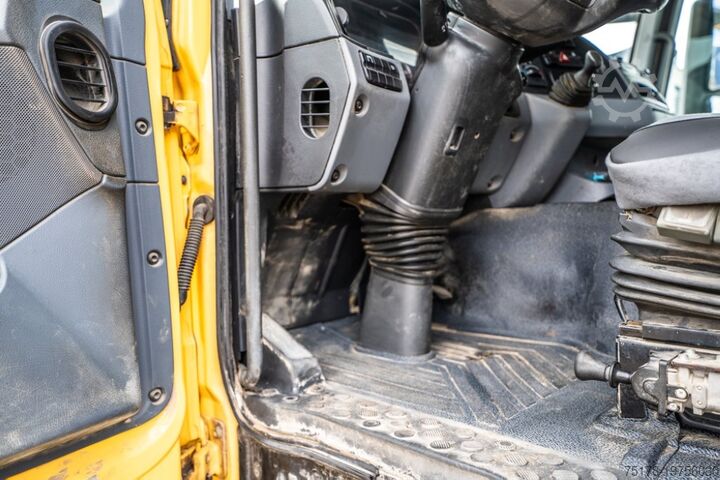Tipper with crane MERCEDES ACTROS 2641-MP3-6x2-4+ PK 18 T/m/3XHydr.
