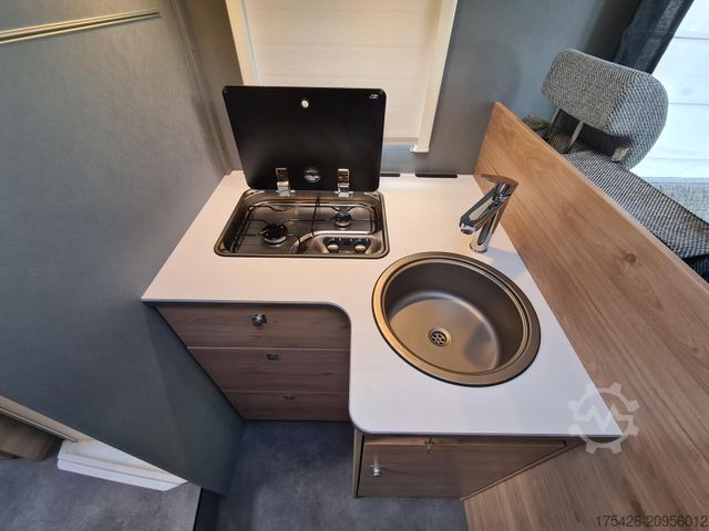 Semi-integrated camper DETHLEFFS Just Camp T 7052 EB *3x Pakete/Solar/Kamera/18"*