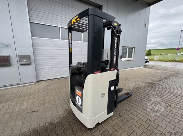Unicarriers Sitz-Hochhubwagen Triplex 48 UniCarriers 
