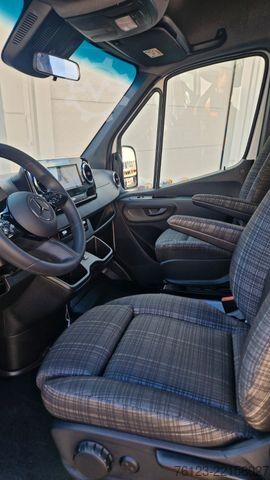 Kleinbus MERCEDES-BENZ Sprinter 315 Tourer 9 SS VIP Systemboden