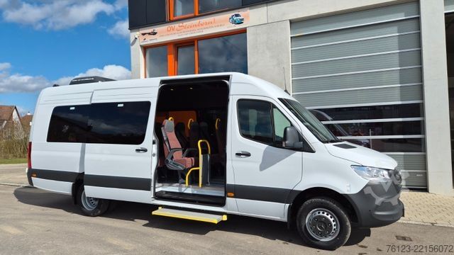 Kleinbus MERCEDES-BENZ 8 Sprinter Lord Light 22 Sitzer Vorlauffahrzeug