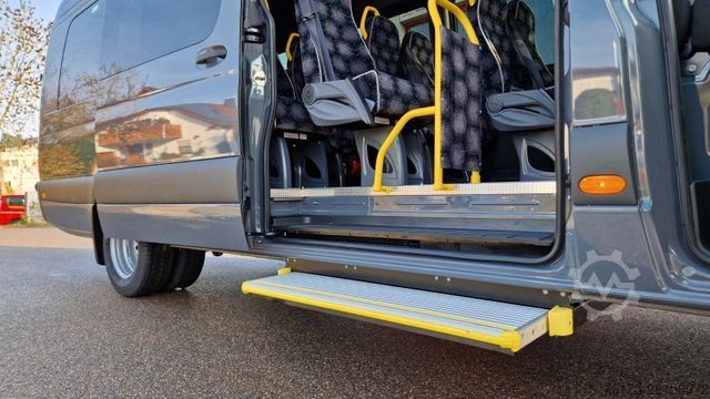 Kleinbus MERCEDES-BENZ 8 Sprinter Lord Light 22 Sitzer Vorlauffahrzeug