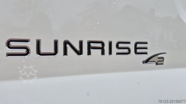 Kleinbus IVECO 2x Daily 70 Lagerfahrzrug Ferqui Sunrise 2,5 m B