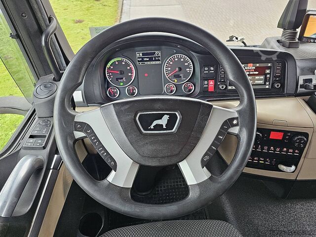 Loading platform M.A.N. 26.440 TGS