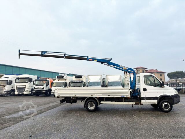 Truck with crane and fixed flatbed IVECO 65C18
