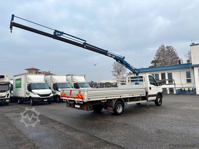 Truck with crane and fixed flatbed IVECO 65C18