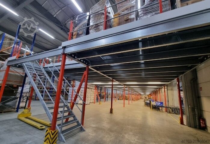 High-bay warehouse Lücht&Palm Systembaubühne