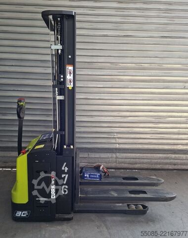High Lift stacker Clark WSX14