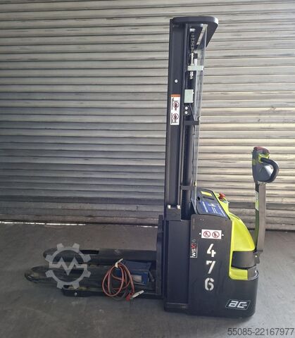 High Lift stacker Clark WSX14