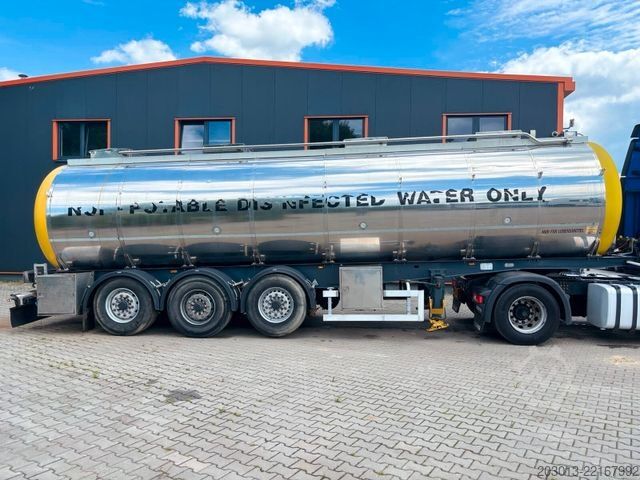 Tanker semitrailer MENCI SA105-SA35A Tankauflieger