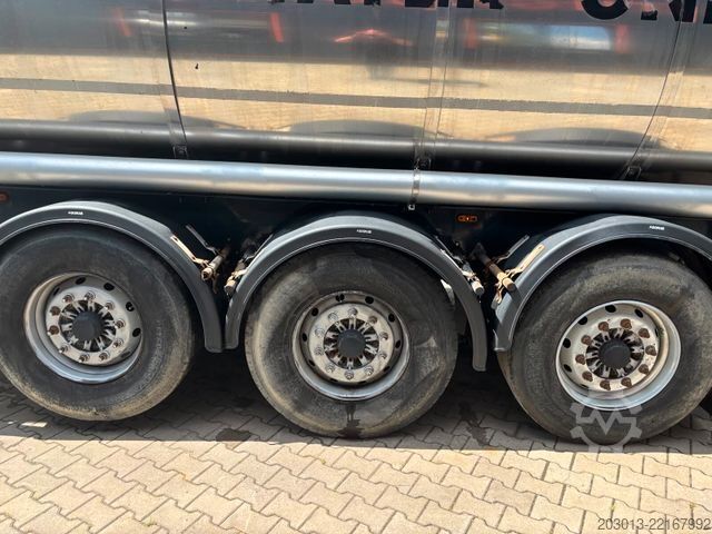 Tanker semitrailer MENCI SA105-SA35A Tankauflieger