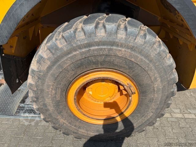 Other VOLVO A25G Dumper 9.564 h Baujahr 2021