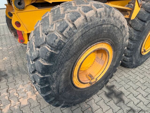 Other VOLVO A25G Dumper 9.707 h Baujahr 2021