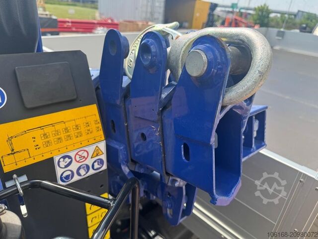 Truck-mounted crane van Iveco Daily 70C18 Kran Hyva Pritsche 5 m