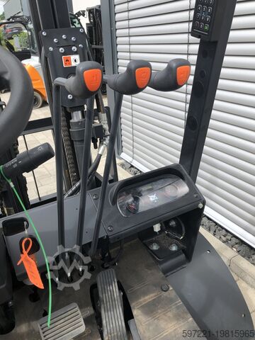 Diesel Forklifts Bobcat D30NX