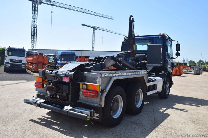 Hook arm system DAF CF 530 +hooklift