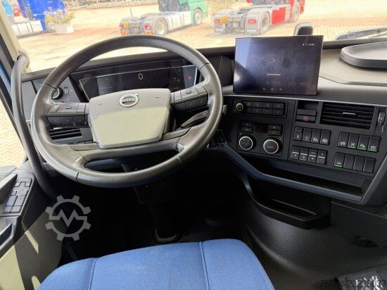 Standard tractor unit VOLVO FH 500 EURO 6, I-SAVE GLOBETROTTER, STANDKLIMA