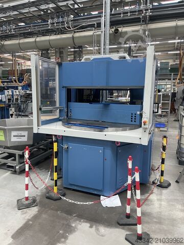 Spritzgießmaschine ARBURG 1500T2000-800