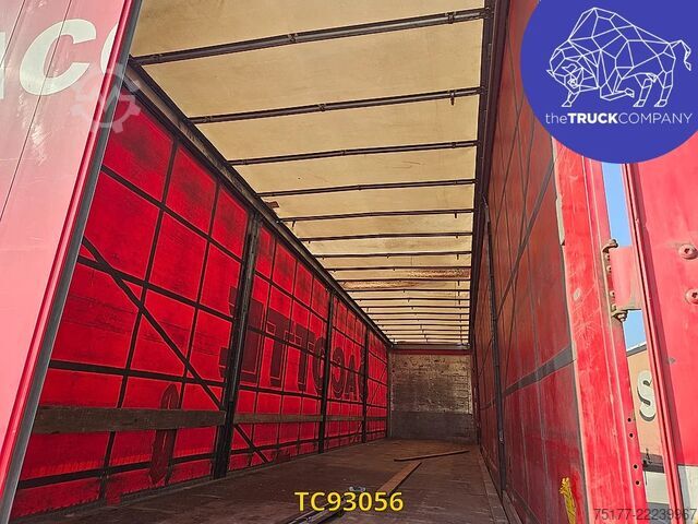 Sliding tarpaulins Schmitz Cargobull 
