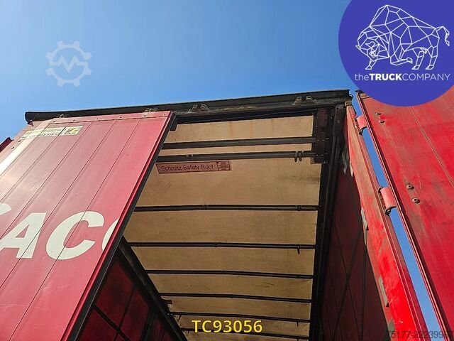 Sliding tarpaulins Schmitz Cargobull 