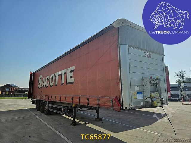 Sliding tarpaulins Schmitz Cargobull 