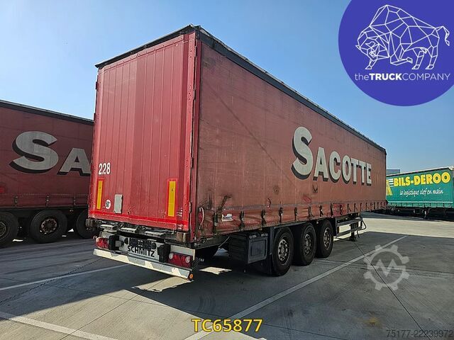 Sliding tarpaulins Schmitz Cargobull 