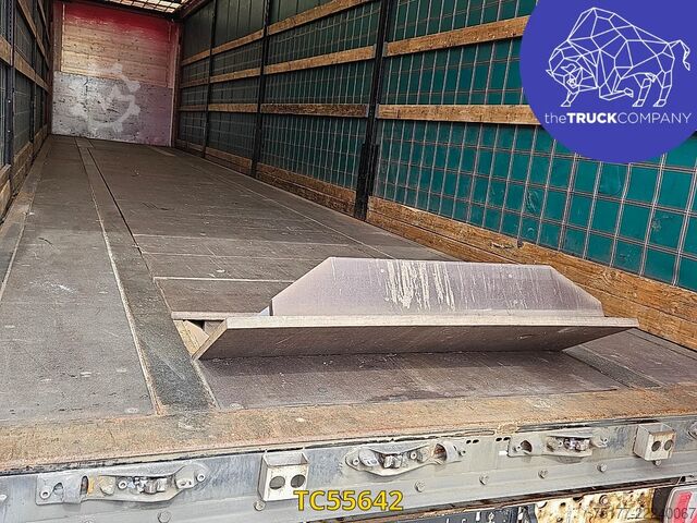 Sliding tarpaulins Kögel 